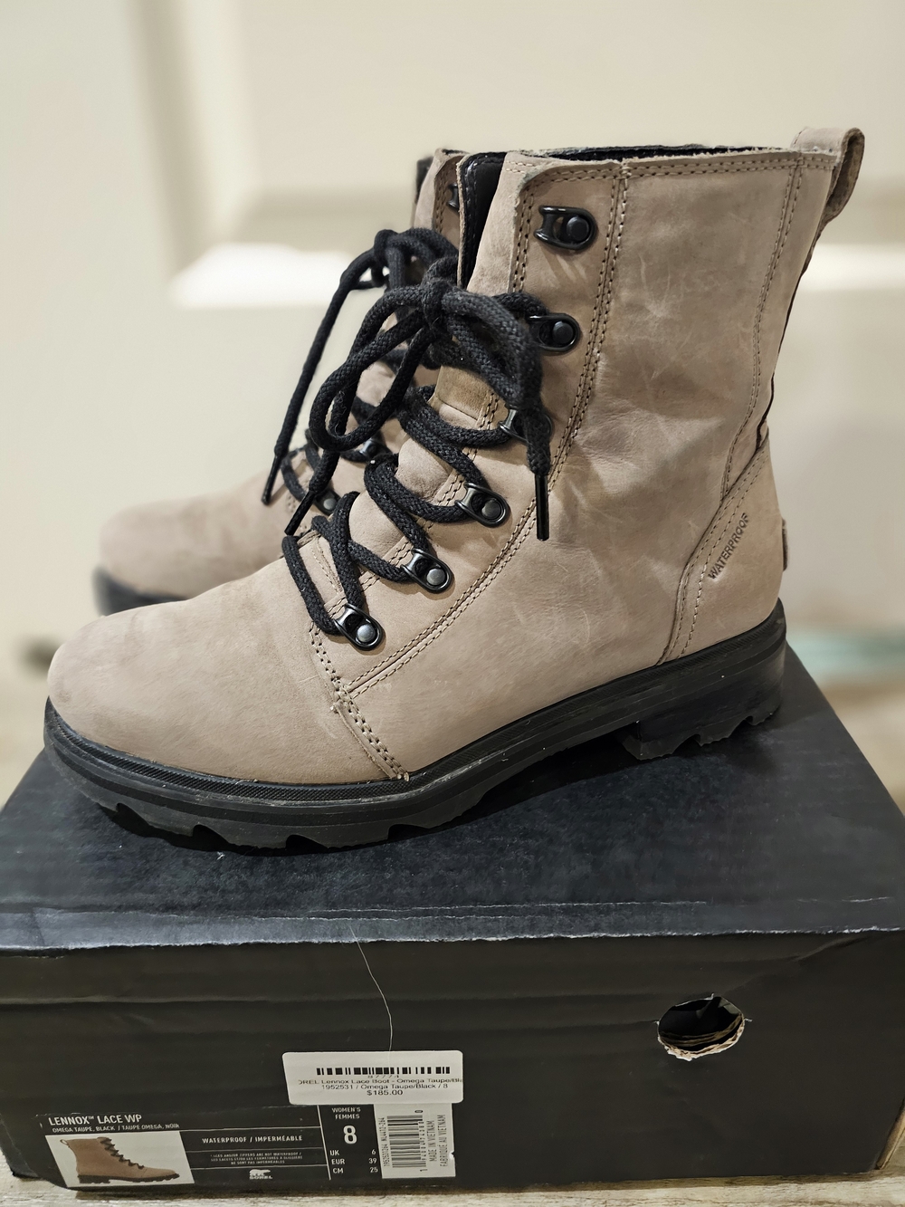 Sorel Taupe/Black Suede Lace-Up Utility Boots Sz.8